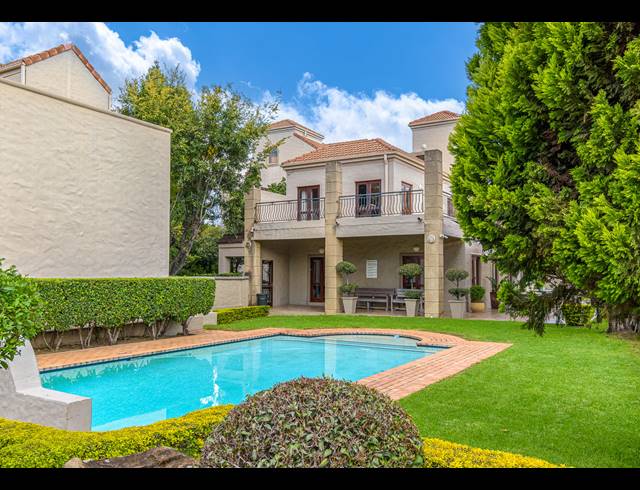 2 BEDROOM APARTMENT FOR SALE IN PAULSHOF